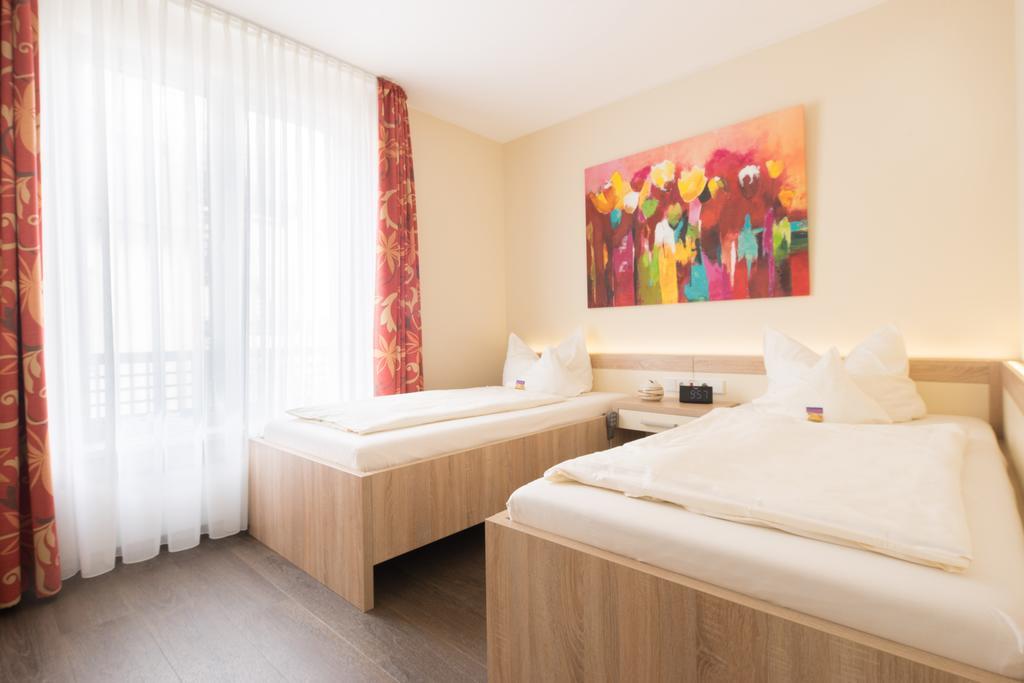 Gda Hotel Am Schlosspark Bad Homburg vor der Hoehe Ngoại thất bức ảnh